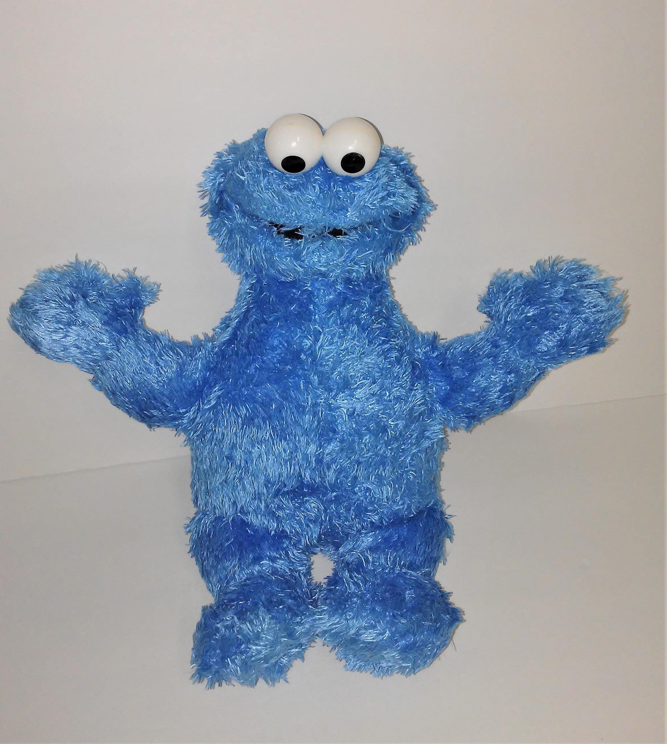 Gund Sesame Street Cookie Monster Plush 12 Item #075352 from 2011