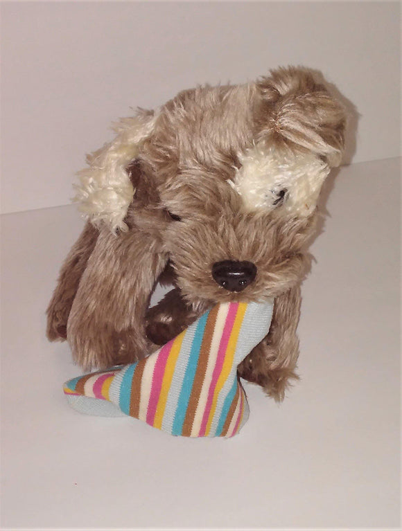 Animal Alley PUPPY Plush with Sock from 2000 was a Toys R Us Exclusive 9